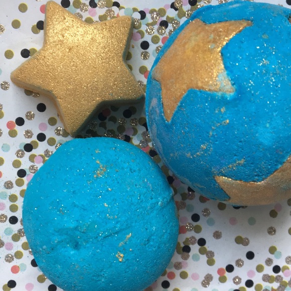 Lush Shooting Stars! Validation Shower Bomb + 2